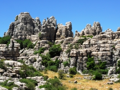 Antequera (Malaga). Winery visit, gastronomic menu, El Torcal and the Dolmens.